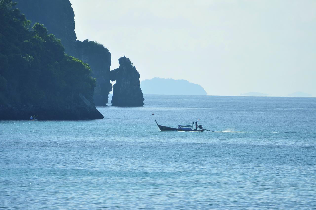 Phi Phi Bucket Hostel Exterior foto