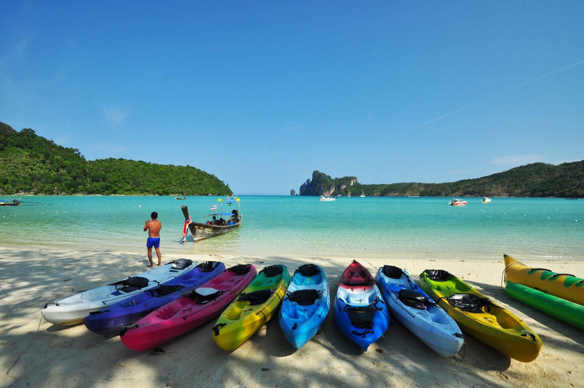 Phi Phi Bucket Hostel Exterior foto